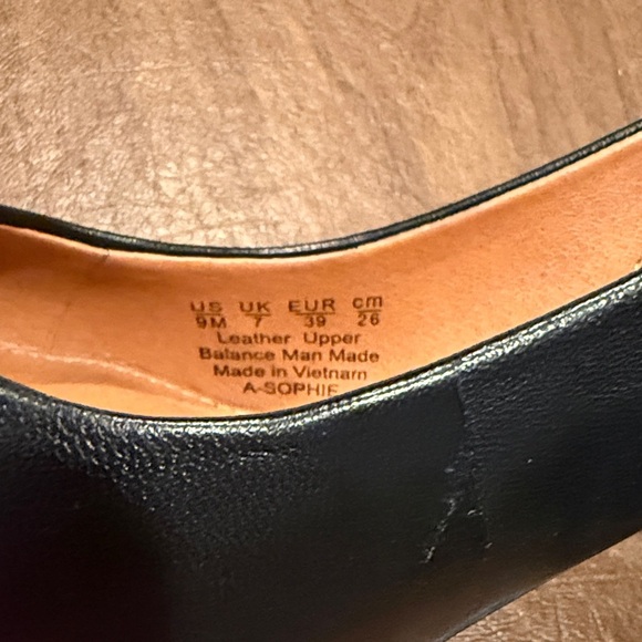 EUC Franco Sarto Sophie Black Slingbacks SZ 9 100% Leather - Picture 2 of 16